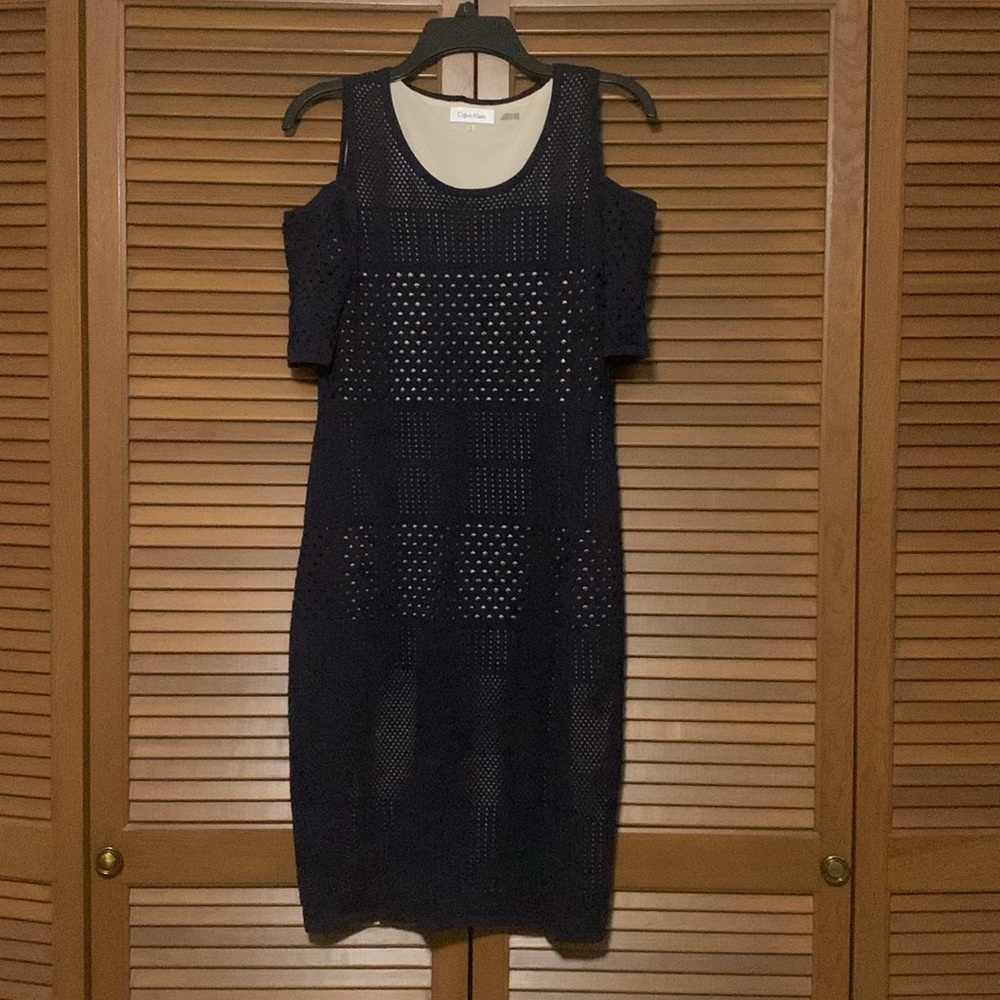 Calvin Klein Cold Shoulder Short Sleeve Sweater Dress Navy Tan Lining Medium M